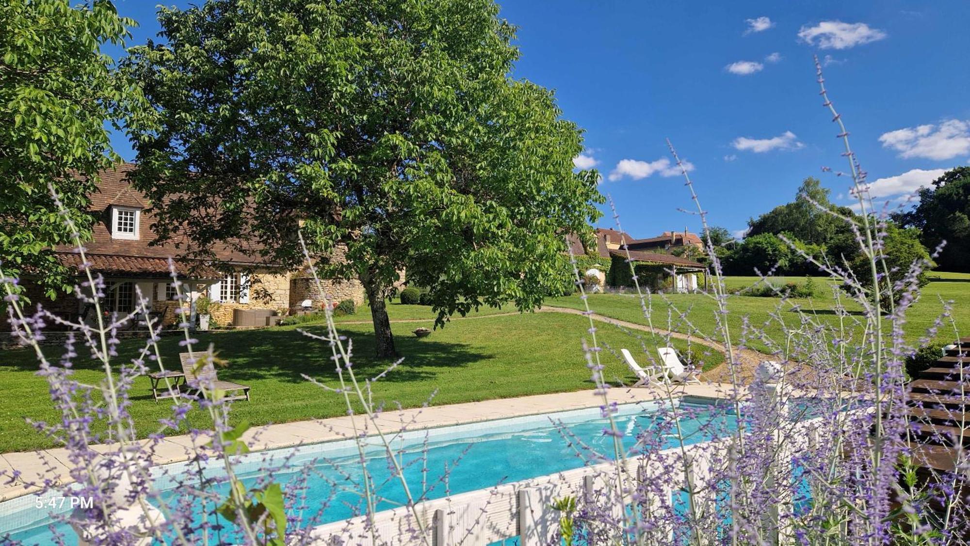 Le Clos-Lascazes Maison D'Hotes Le Buisson-de-Cadouin Екстериор снимка